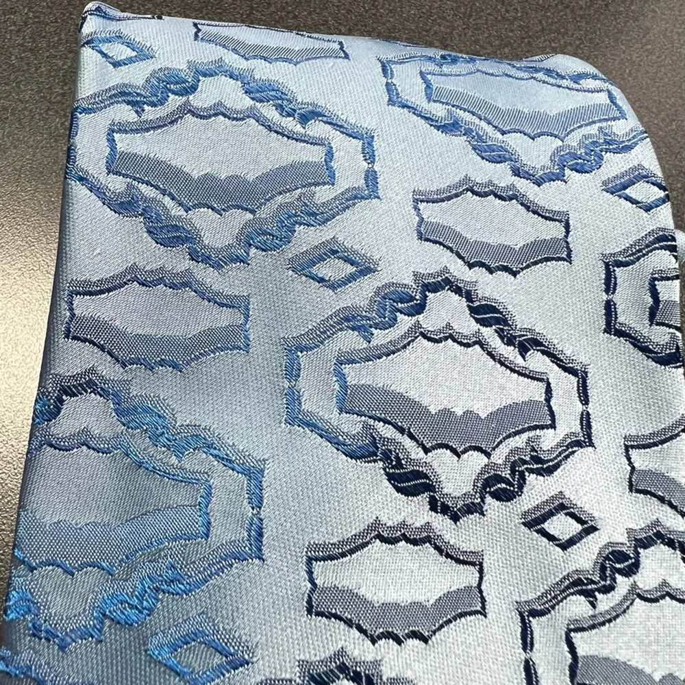 Di Edwardo Mens Tie Necktie Blue Two Tone Geometric Tied Woven Short 56 Inch